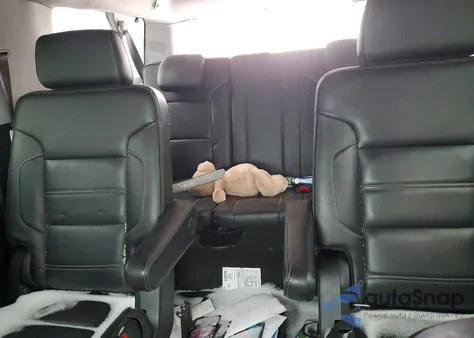 2015 GMC Yukon Xl Denali z USA, uszkodzony, nr VIN 1GKS2JKJ3FR516943